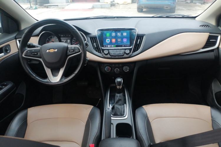 Used Chevrolet Monza 2022 320 Automatic Enjoyment Sunroof Version Center Console