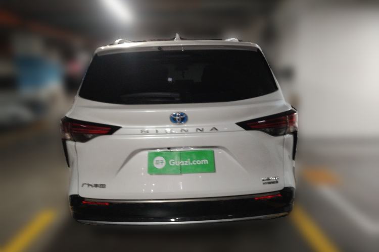 Used Toyota SIENNA 2021 2.5L Hybrid Premium Edition