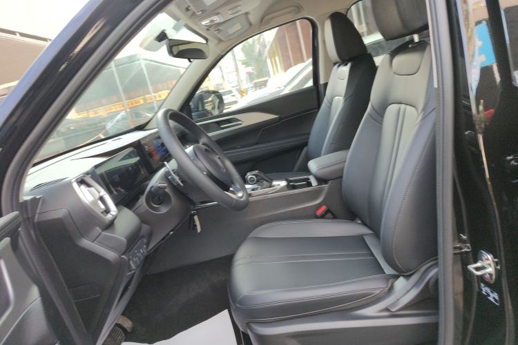 Used Great Wall King Kong Poer 2024 2.0T Automatic 8AT Diesel Two-Wheel-Drive Elite Flatbed
