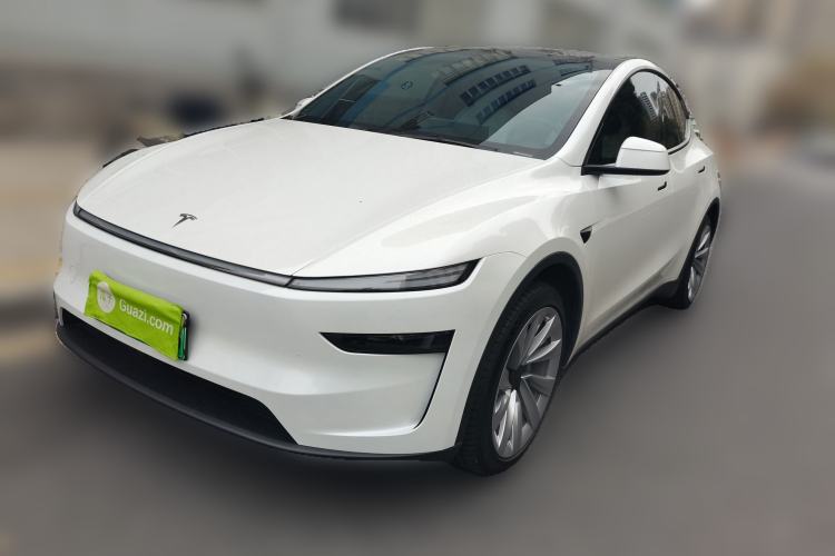 Used Tesla Model Y 2025 Long-Range All-Wheel-Drive Version
