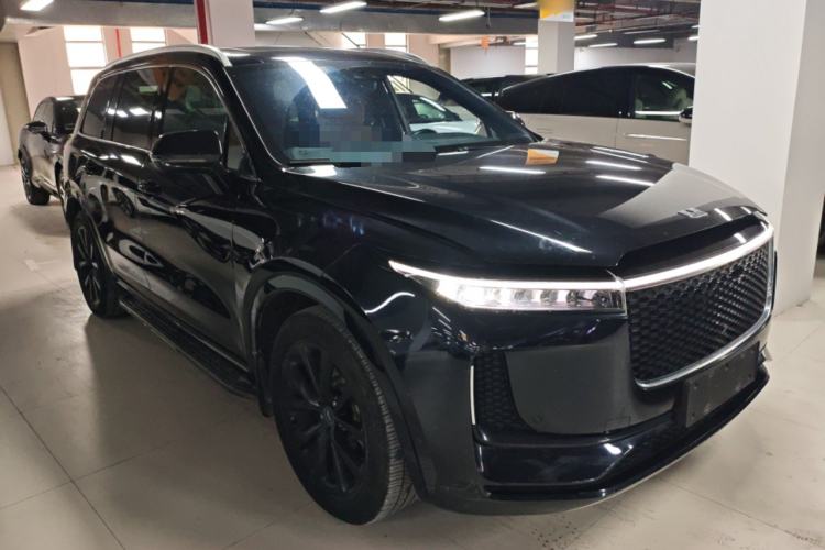 Used Li Auto ONE 2020 Extended-Range 6-Seater Version Front Right 45 Deg