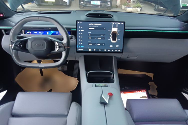 Used Lynk & Co Z10 2025 95 kWh 702 km All-Wheel Drive Intelligent Driving Ultra