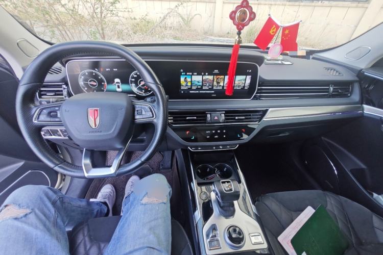 Used Hongqi HS5 2019 2.0T Smart Connect Flagship Edition Center Console