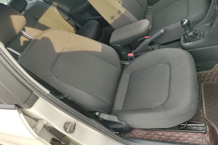 Used Volkswagen Jetta 2013 1.4L Manual Comfort Model Right Front Seat