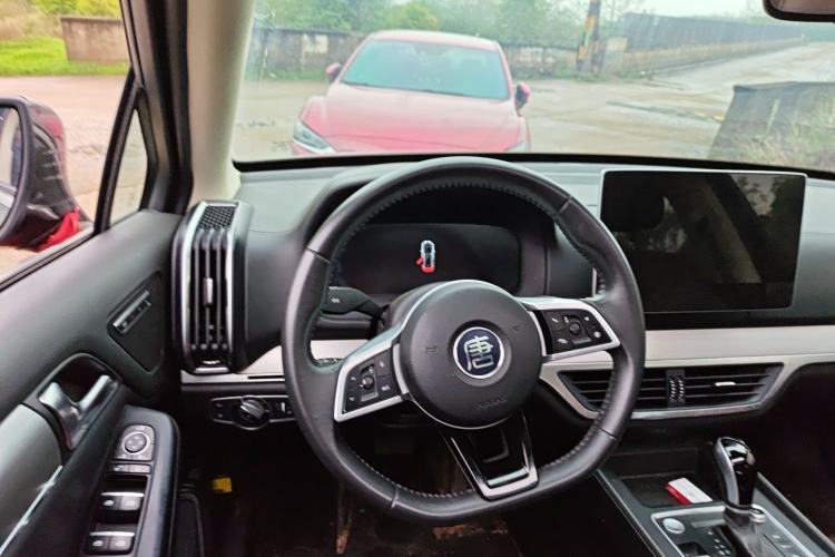 Used BYD Tang 2019 2.0T Automatic SmartConnect Luxury 7-Seater China VI Standard
