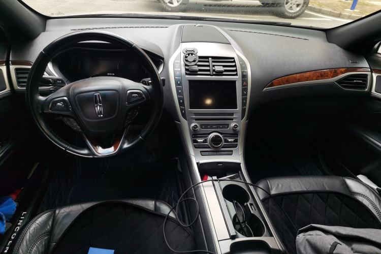 Used Lincoln MKZ 2017 2.0T Luxury Edition
