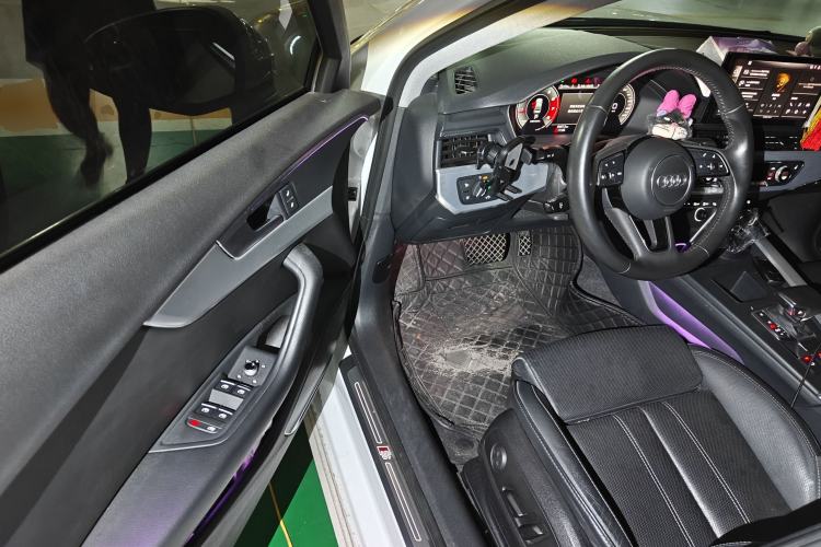 Used Audi A4L 2020 40 TFSI Luxury Dynamic Model
