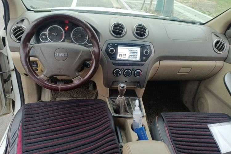 Used JMC Yuhu 7 2012 2.4T Two-Wheel Drive Manual Luxury Edition JX4D24
