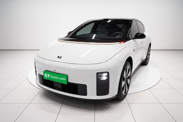 Used Li Auto i6 2025 Model Four-Wheel-Drive Standard Type