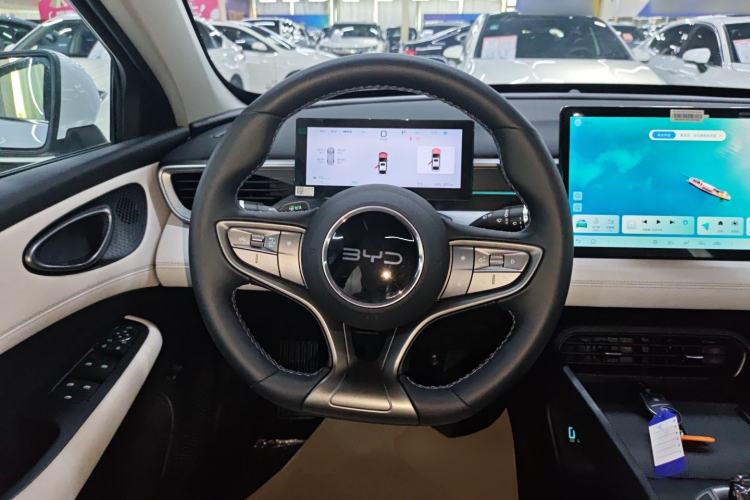 Used BYD Seal 05 DM-i 2025 DM-i Intelligent Drive 120KM Flagship Model Steering Wheel
