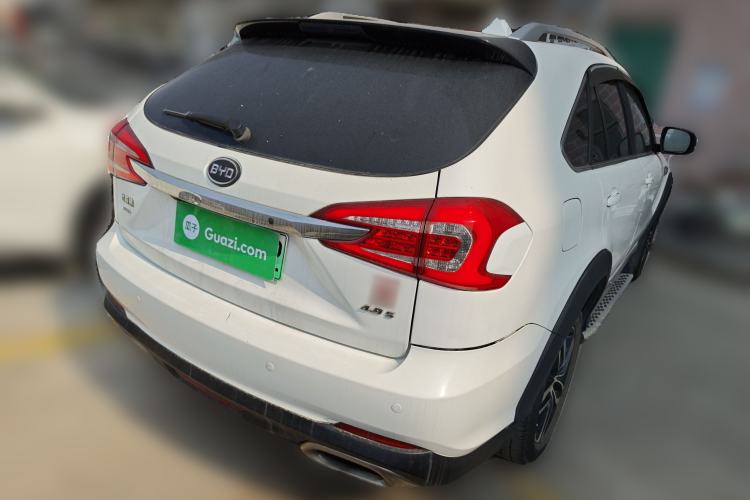 Used BYD Tang New Energy 2015 2.0T Four-Wheel-Drive Flagship Model