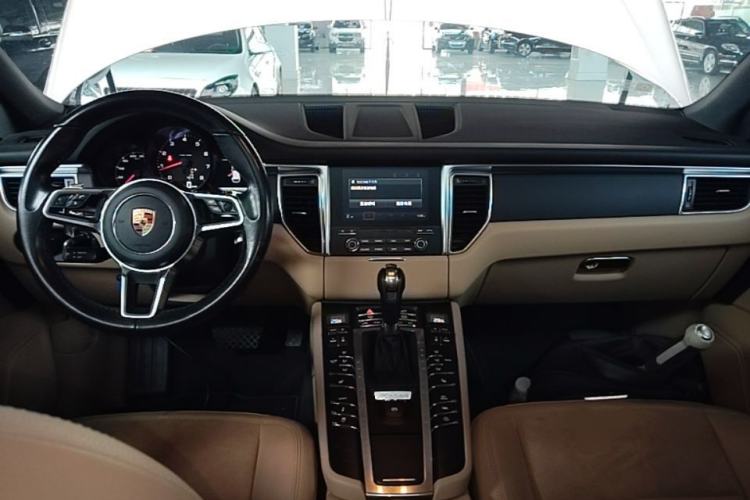 Used Porsche Macan 2017 Macan 2.0T
