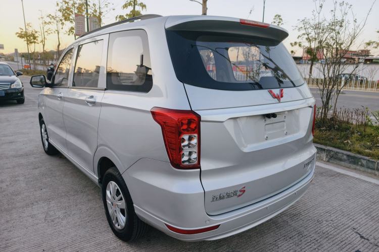 Used Wuling Hongguang 2021 1.5L Revised S Standard Version with Electric Power Steering LAR
