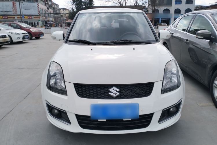 Used Suzuki Swift 2016 1.5L Manual Fashion Model
