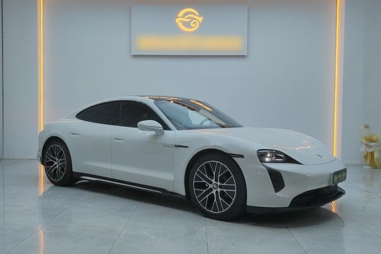 Used Porsche Taycan 2022-Year Updated Taycan