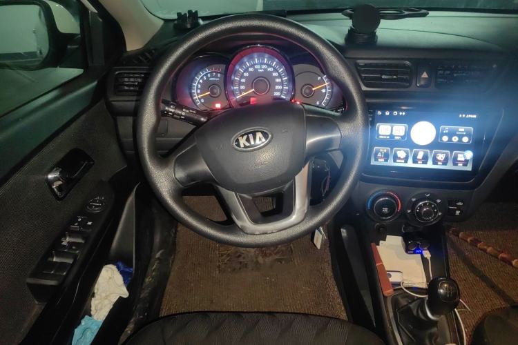 Used Kia K2 2012 Sedan 1.4L MT GLS Commemorative Edition Steering Wheel