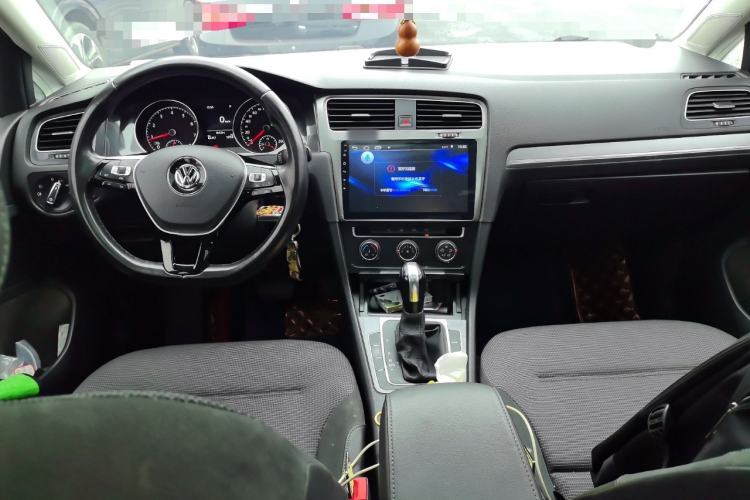 Used Volkswagen Golf 2018 230TSI Automatic Comfort Model
