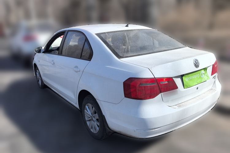 Used Volkswagen Jetta 2015 Value Edition 1.6L Manual Fashionable Style
