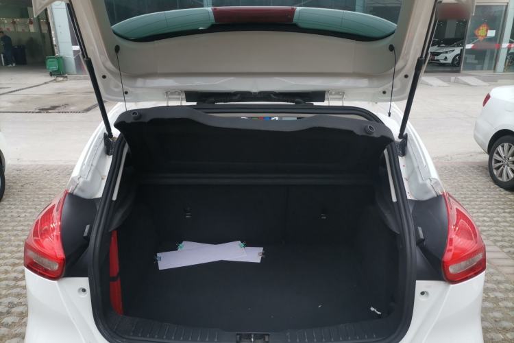 Used Ford Focus 2015 Hatchback 1.6L Automatic Fashion Edition