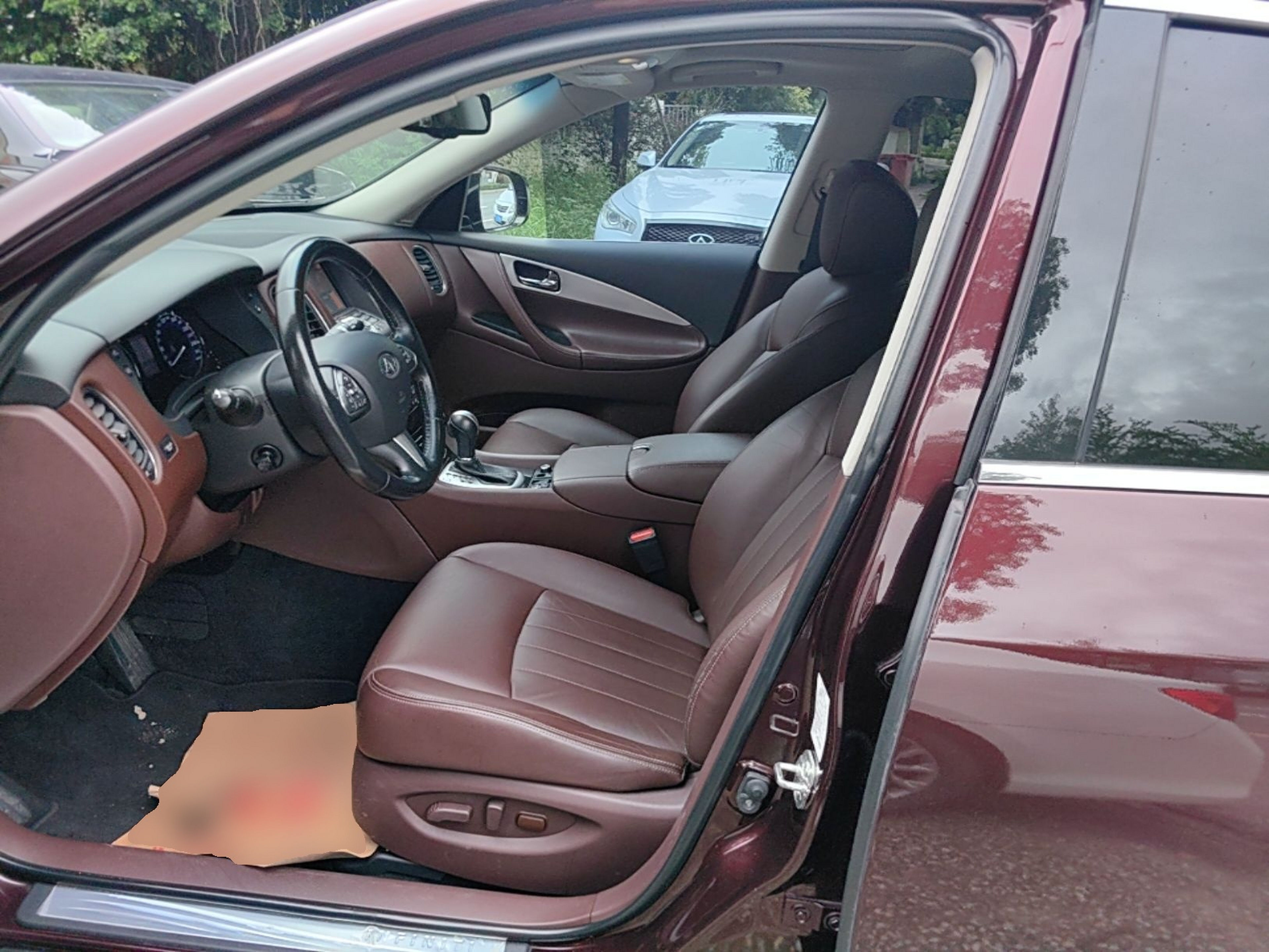 Vordere Reihe im Auto
