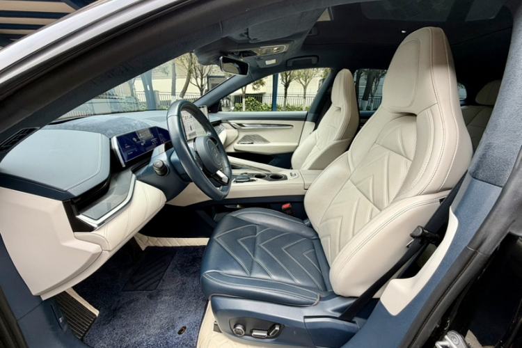 Used Zeekr 001 2023 WE Edition 86 kWh
