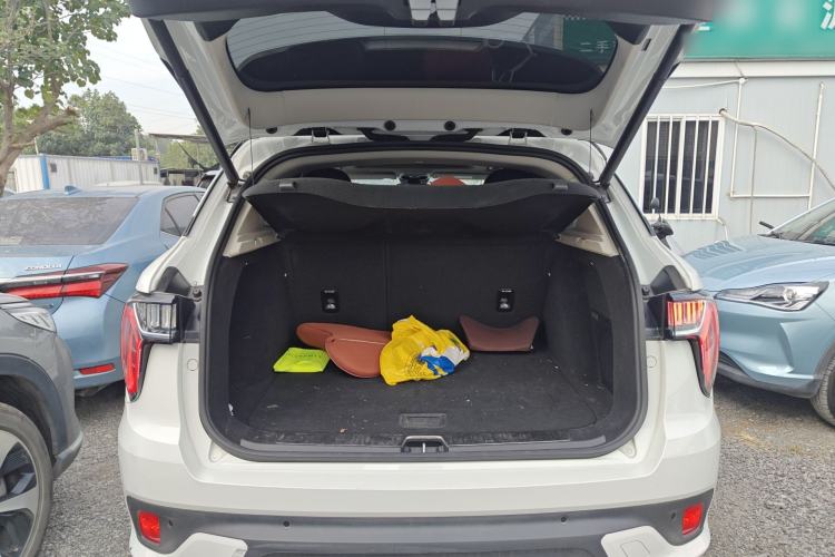 Used Lynk & Co 01 EM-P 2018 1.5T PHEV JingPro National Emission Standard V Trunk