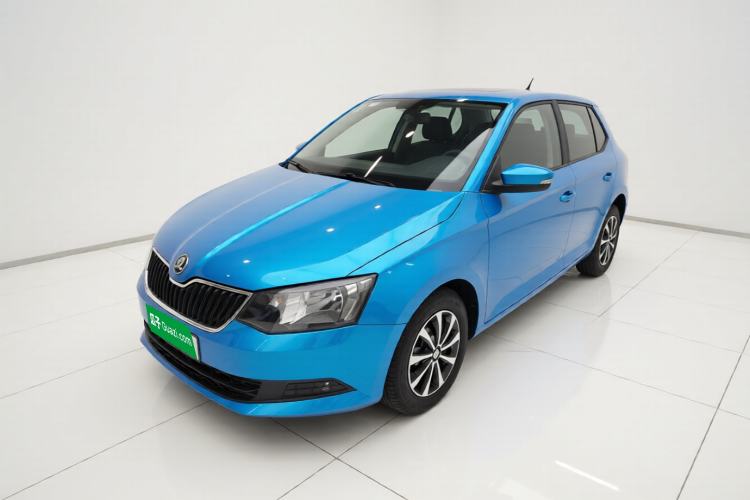 Used Skoda Fabia 2015 1.4L Manual Front-Wheel Drive Model