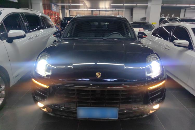 Used Porsche Macan 2014 Macan 2.0T Front