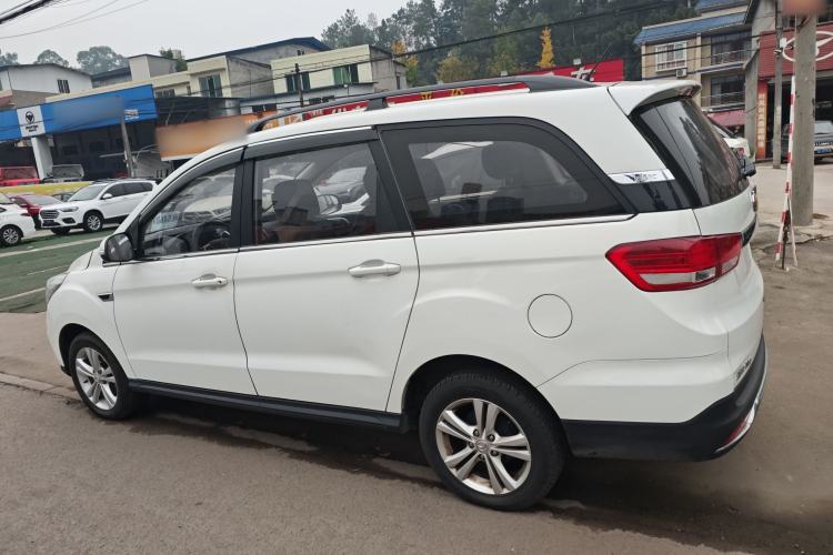 Used HYOSOW H3 2015 1.5L manual Comfort trim level