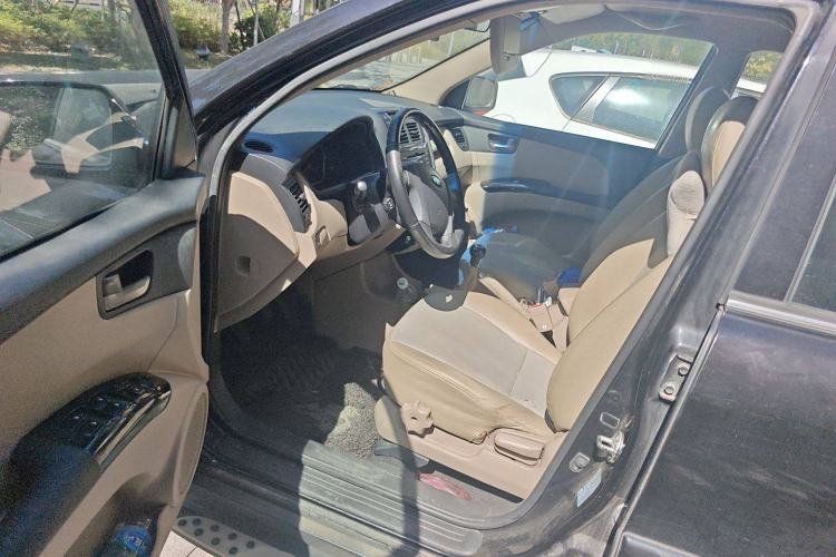 Used Kia Sportage 2013 2.0L Manual Two-Wheel Drive GL Trim Driver Seat