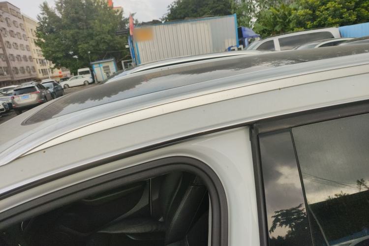 Used Audi Q5 2015 40 TFSI Comfort Model Roof