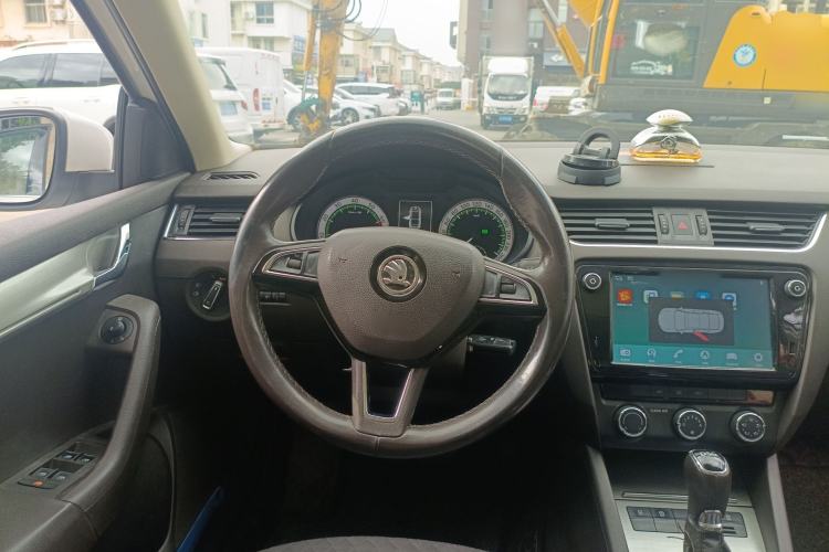 Used Skoda Octavia 2018 TSI230 DSG Luxury Edition