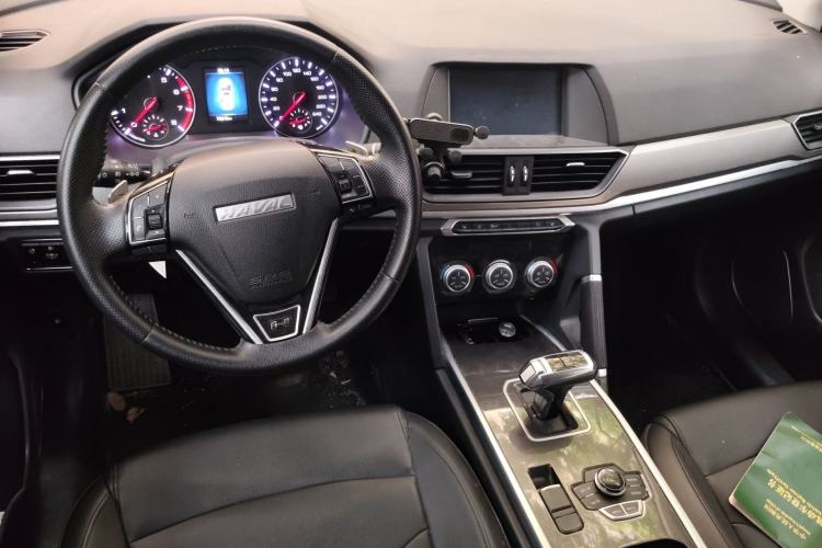 Used Haval H6 2019 Sport Edition 1.5T Automatic Two-Wheel Drive Elite Model China VI Center Console