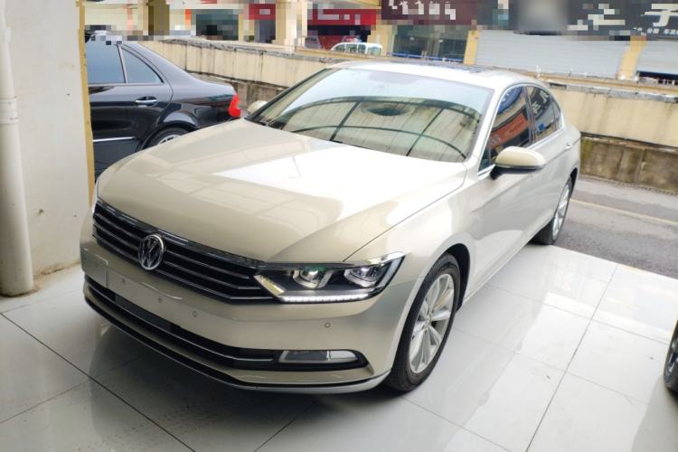 Used Volkswagen Magotan 2019 330TSI DSG Leading Edition China V Standard