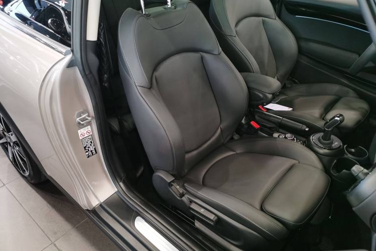 Used MINI MINI 2023 Updated 1.5T COOPER Artist