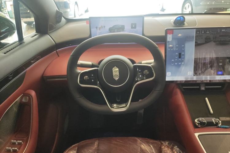 Used Hima Luxeed R7 2026 Model Pure Electric Max+ Steering Wheel