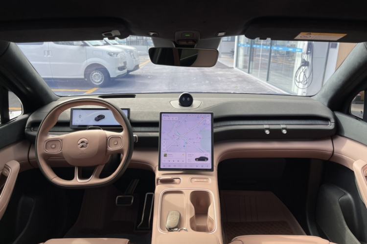 Used Nio EC6 2024 100 kWh
