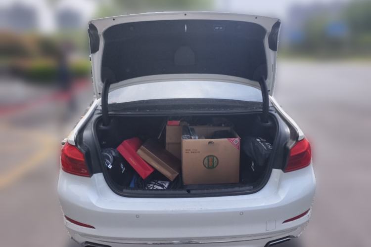 Used BMW 5 Series 2018 530Li Luxury Edition Premium Package Trunk