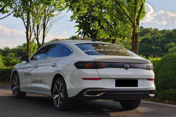 Used Volkswagen Lamando 2025 Lavida L 280TSI DSG Cool & Spicy Edition Exterior 6