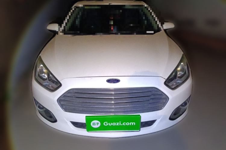 Used Ford Escort 2015 1.5L Manual Comfort Model Front