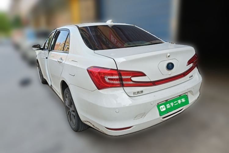 Used BYD Qin New Energy 2017 1.5T Luxury Model
