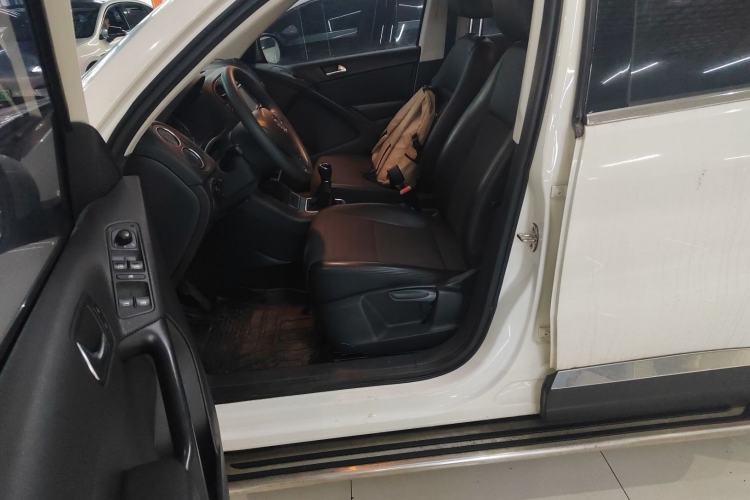 Used Volkswagen Tiguan L 2015 1.8TSI Manual Two-Wheel Drive Fashion Edition