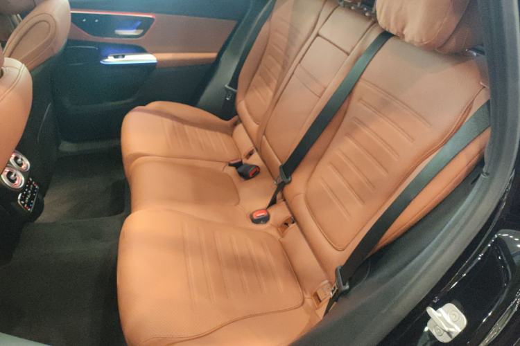 Used Mercedes-Benz GLC 2024 Refreshed GLC 300 L 4MATIC Dynamic Version 5 Seats
