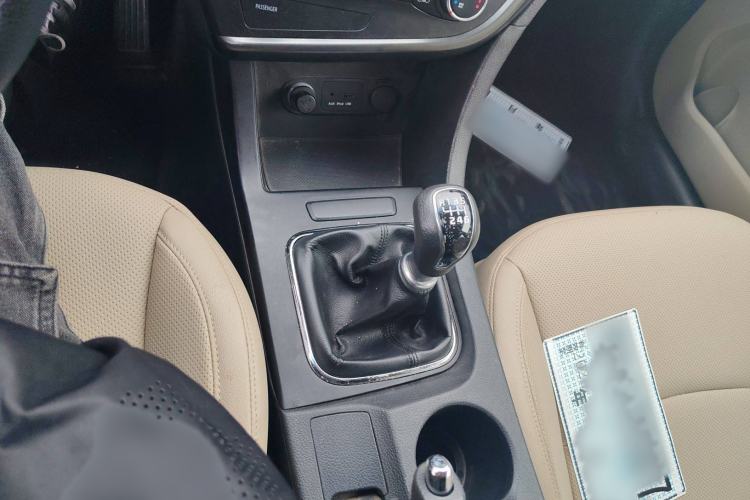 Used Kia K5 2015 2.0L Manual GL
