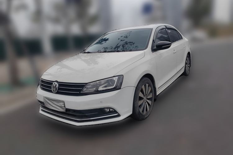 Used Volkswagen Sagitar 2015 230TSI Automatic Luxury Model