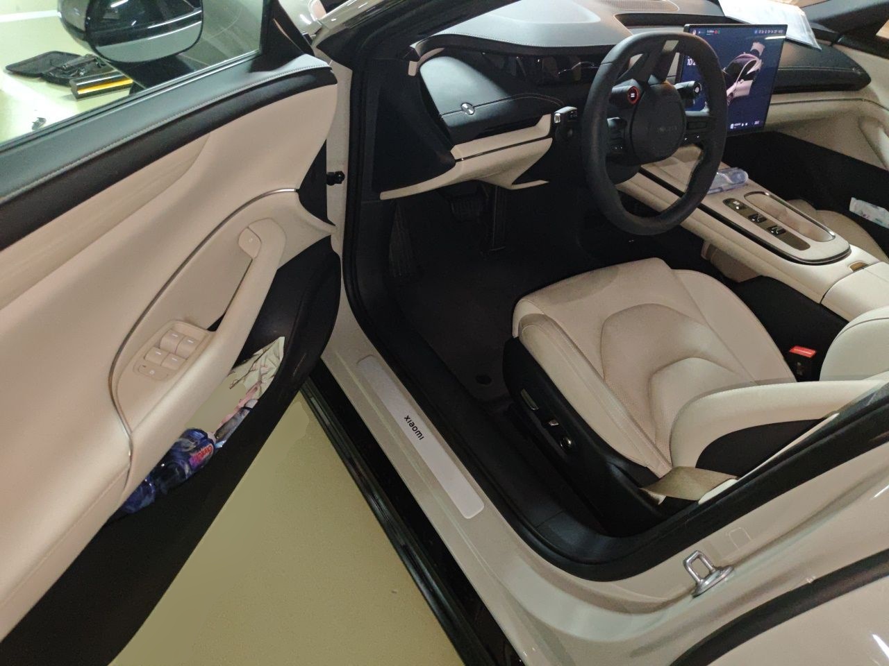 Xiaomi Auto SU7 2024 Rear-Drive Ultra-Long Range Advanced Pro-Level Intelligent Driving Version — снимка 13