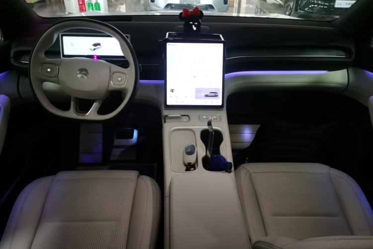 Used Nio ES6 2024 75 kWh
