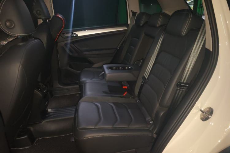 Used Volkswagen Tiguan L 2021 330TSI Automatic Two-Wheel Drive Smart Edition
