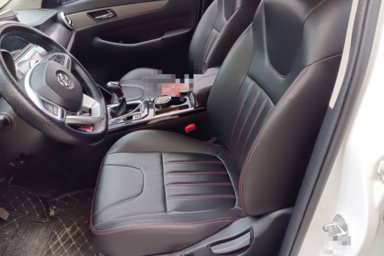 Used BAIC Beijing X5 2019 1.5T Manual Elite Edition China VI
