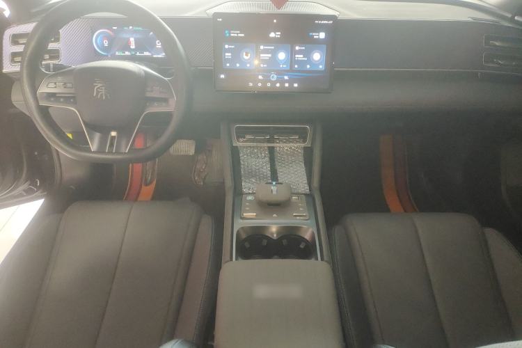 Used BYD Qin L 2024 DM-i 80KM Leading Model Center Console